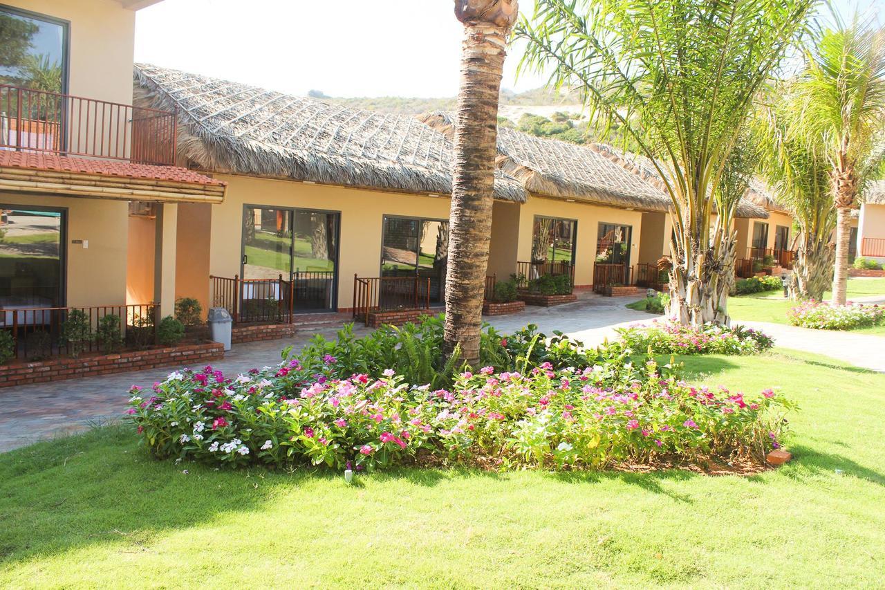 Eagles Beach Resort Фантхьет Экстерьер фото