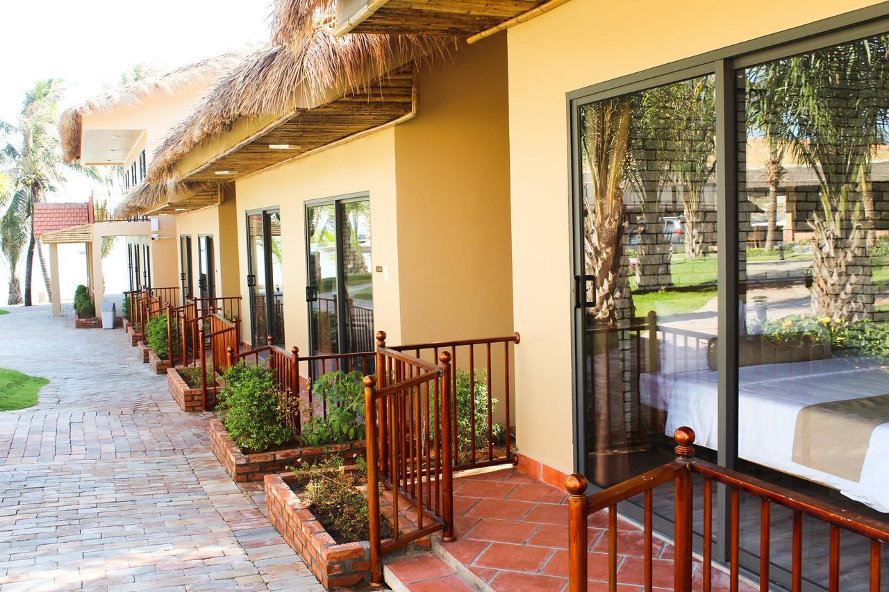 Eagles Beach Resort Фантхьет Экстерьер фото